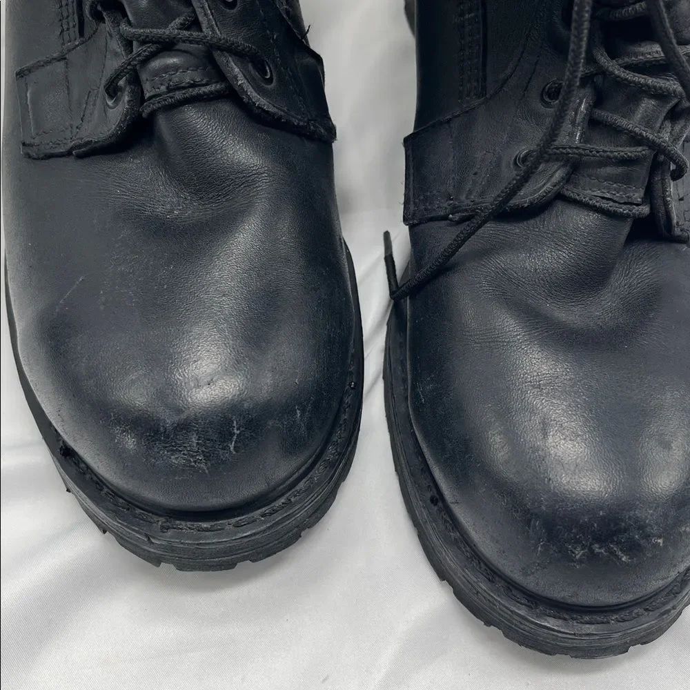 Source Unknown vintage black
